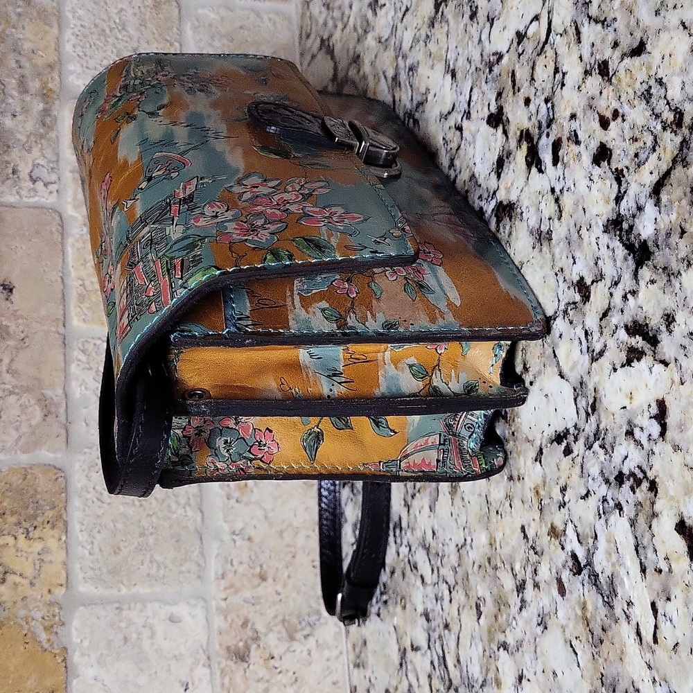 Patricia Nash Beautiful Girl Crossbody - Picture 2 of 10